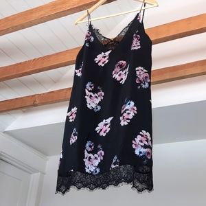 EUC Myne slip dress, floral, eyelash lace, sz S-M